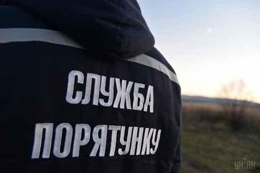 На Полтавщині жінка впала в погріб і травмувалася. ВІДЕО