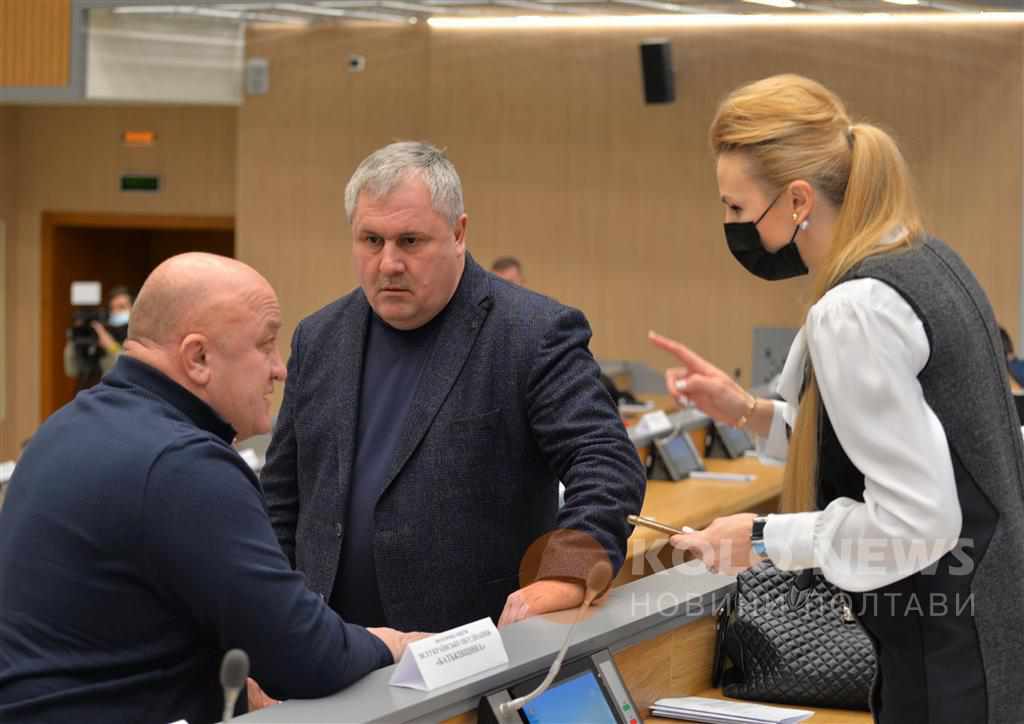 Голова постійної комісії Полтавської облради звинуватив у власній неспроможності апарат
