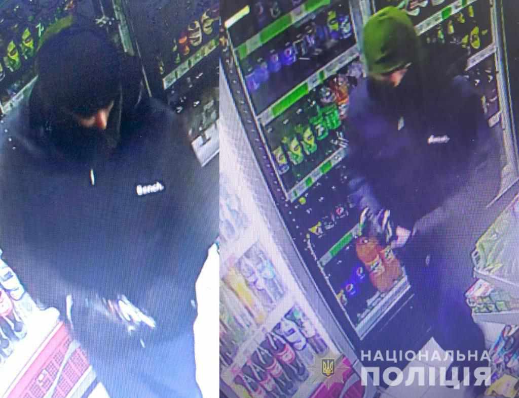 У Карлівці озброєний чоловік обікрав заправку: поліція розшукує злочинця. ВІДЕО