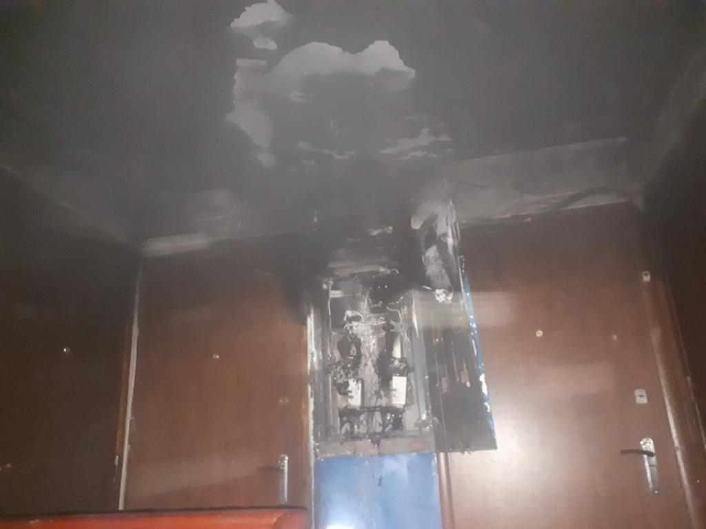 На Полтавщині в під’їзді багатоповерхівки сталася пожежа
