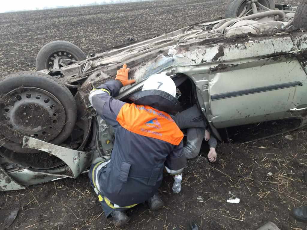 ДТП на Полтавщині: пасажир загинув, водій у лікарні. ФОТО