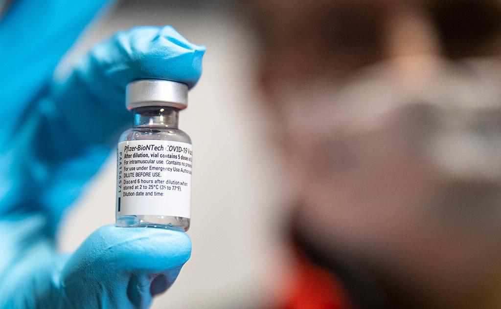 На Полтавщині вакцинували майже 33% медиків: є заклади з нульовими показниками