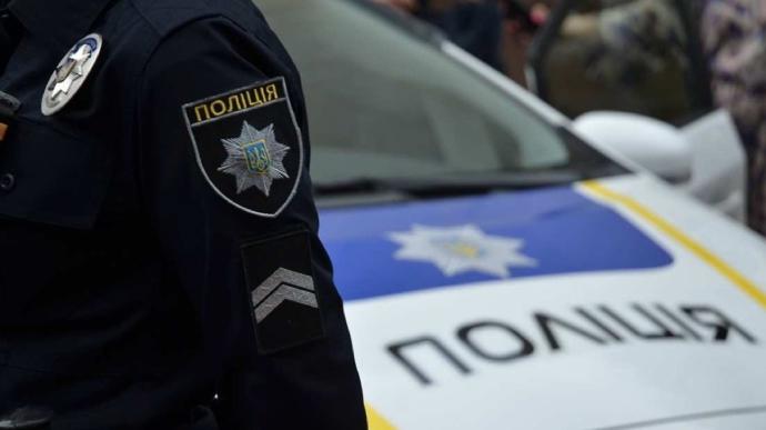 Під Полтавою на цвинтарі виявили непритомного чоловіка: поліція розшукує свідків