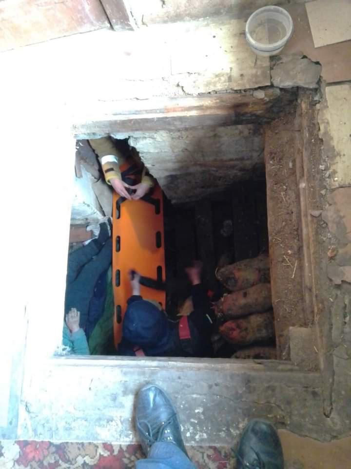 На Полтавщині жінка упала в погріб. ФОТО