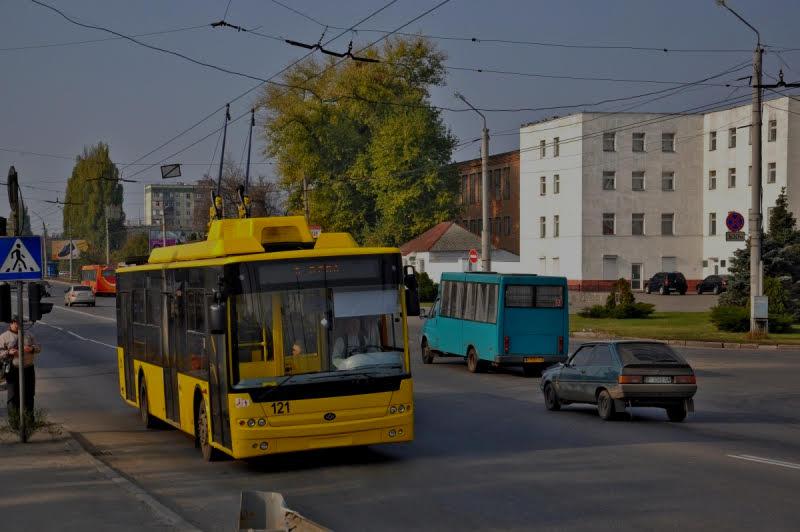 Чи буде послаблення карантину для громадського транспорту Полтави  на Великдень