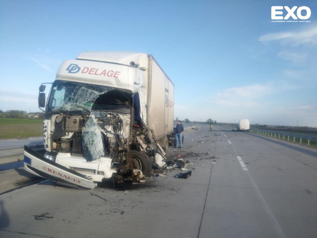 ДТП на бетонній трасі на Полтавщині забрала життя людини. ФОТО. ОНОВЛЕНО