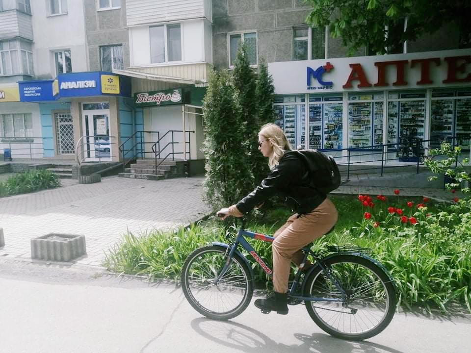 На велосипеді через місто: чи є у Полтаві велодоріжки й у якому стані. ФОТО, ВІДЕО
