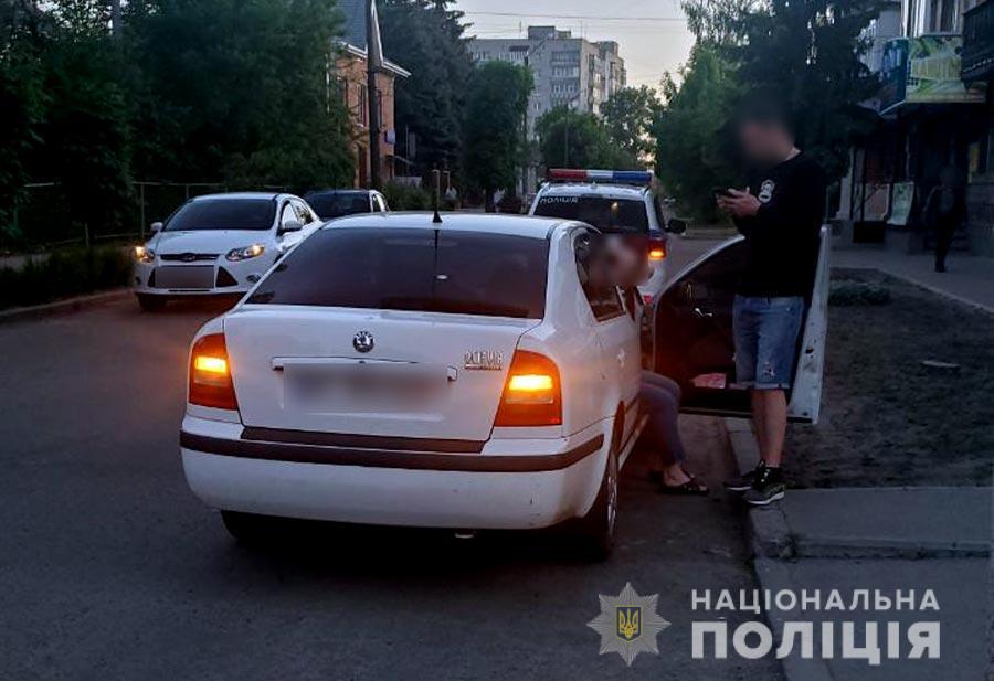 На Полтавщині автомобіль збив велосипедистку