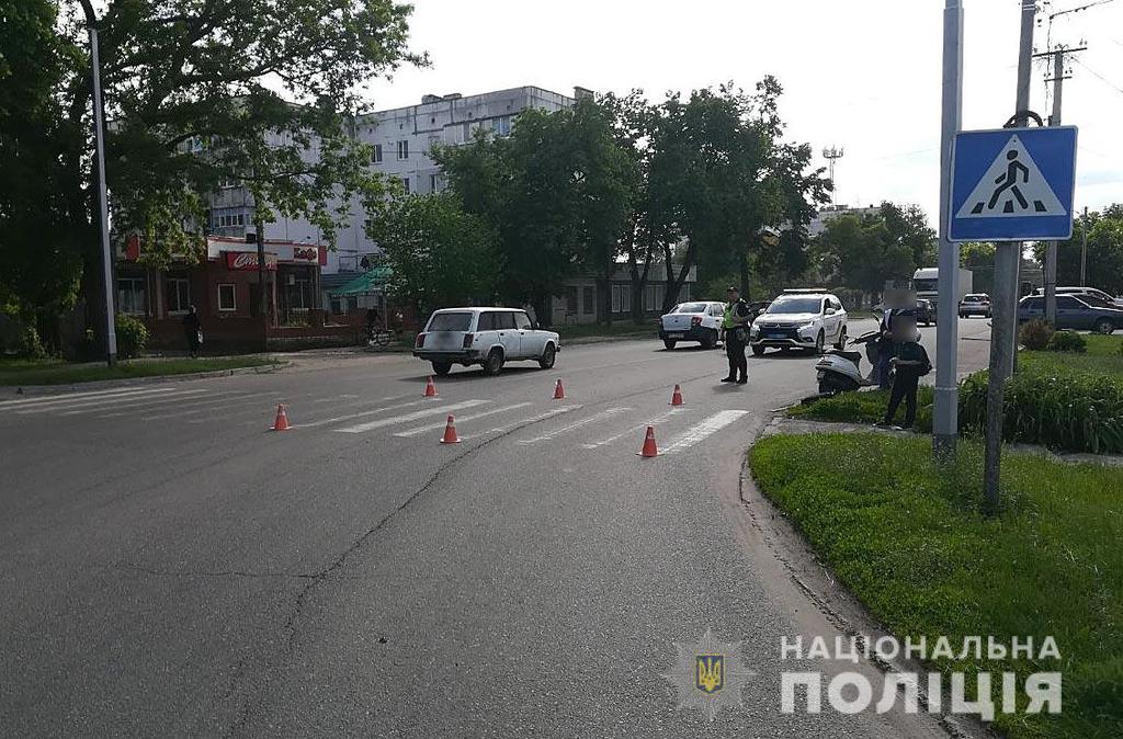 На Полтавщині жінку збила водійка скутера