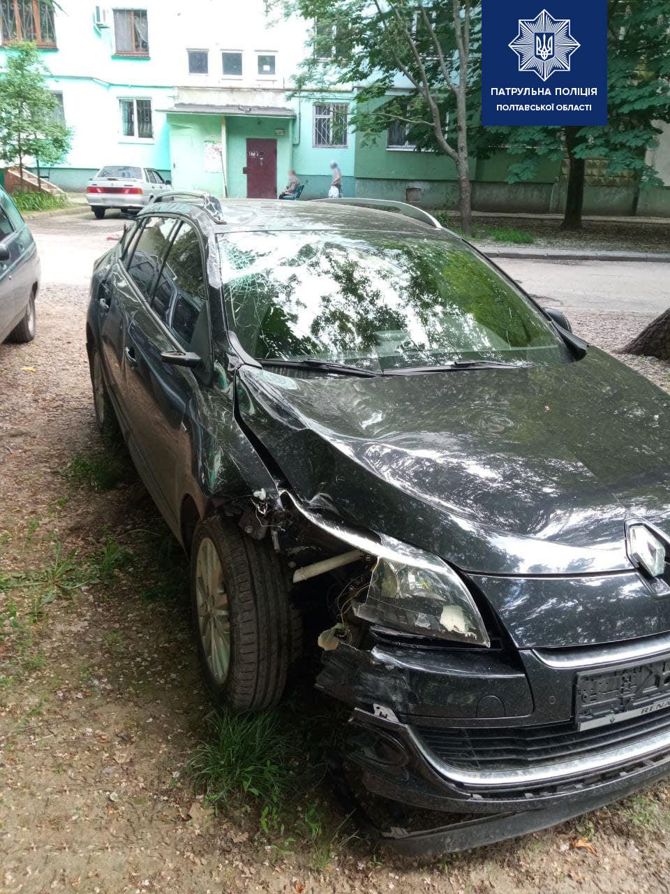 Полтавця, який в’їхав у стовп й втік, уже затримували п’яним за кермом