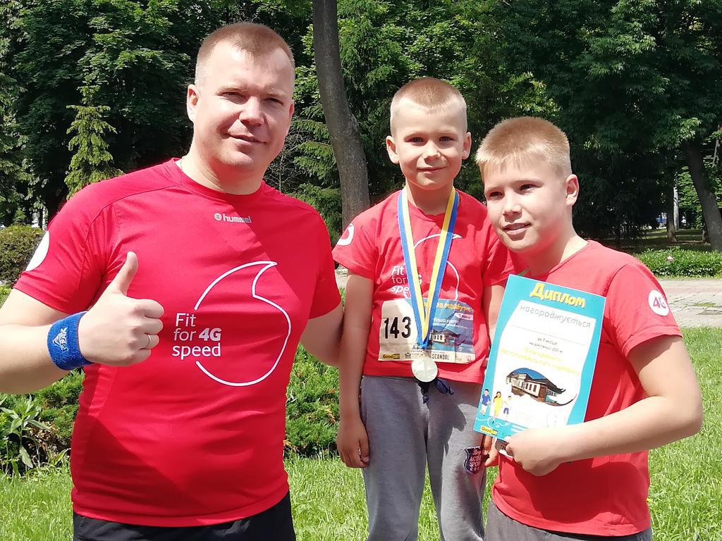 Від 5 років і старші: у Полтаві відбувся благодійний забіг для порятунку хати-музею патріарха Мстислава. ФОТО
