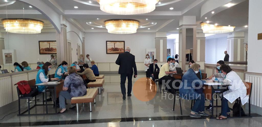 Хто може отримати Міжнародне свідоцтво про вакцинацію