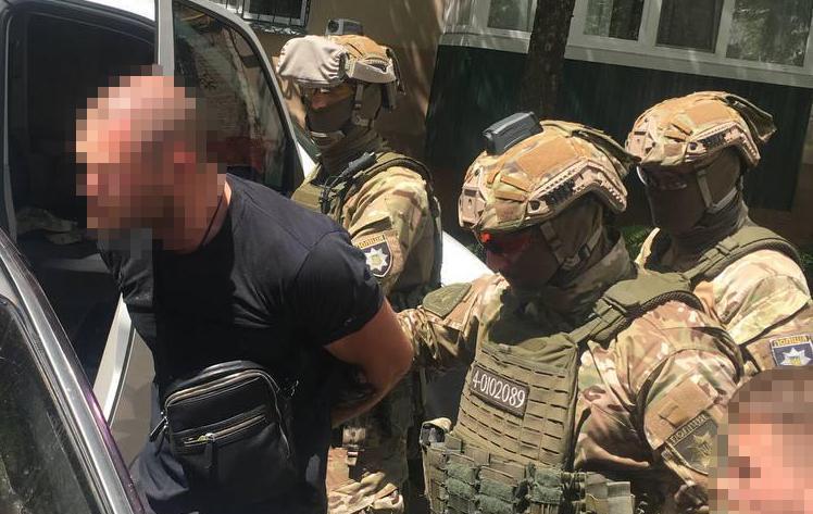 Затримання у Полтаві: серед підозрюваних фігурант справи побиття журналіста і заступника мера та боєць ММА