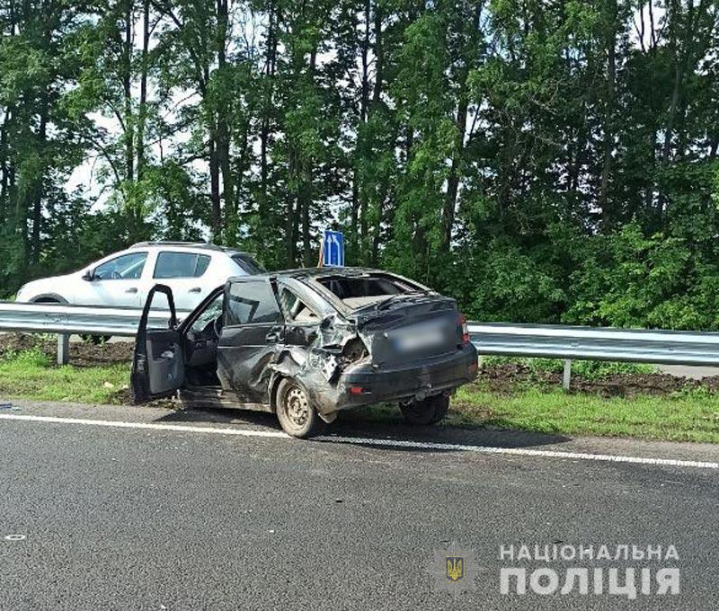 На Полтавщині в ДТП постраждали чоловік та жінка