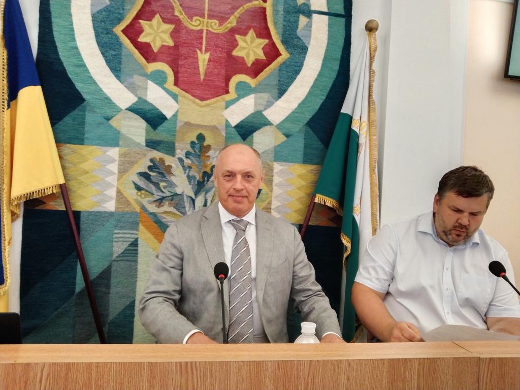 «Депутати, вмощуємося»: сесія Полтавської міськради – дивіться онлайн трансляцію. ФОТО