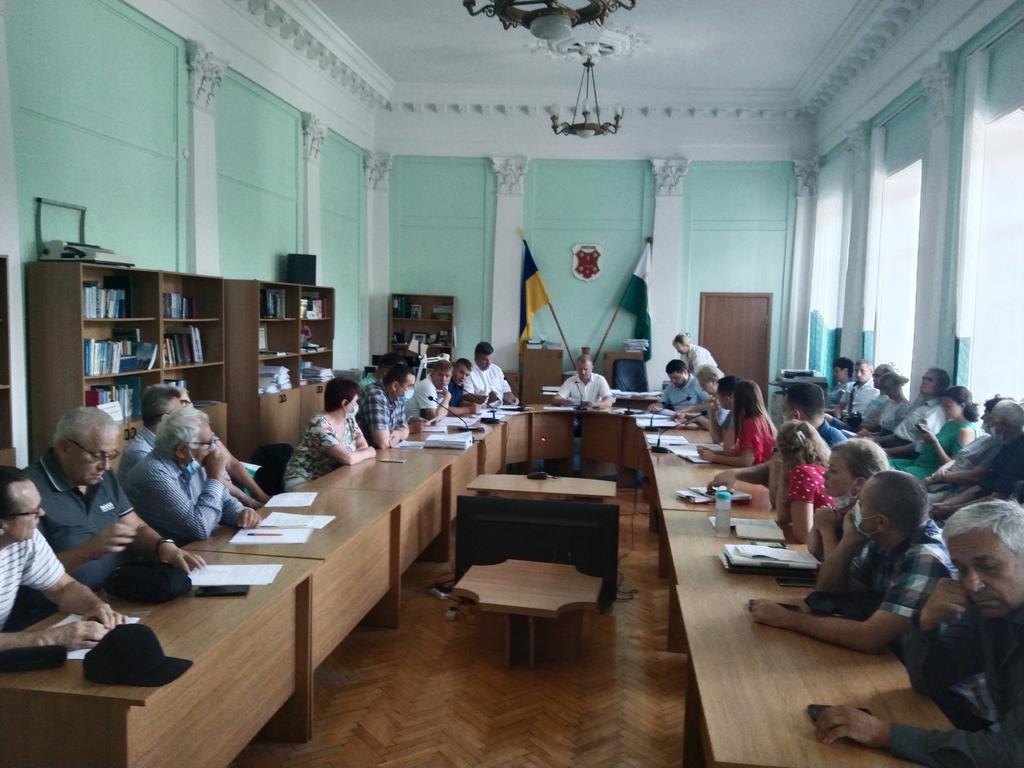 Чи будуть звітувати керівники комунальних підприємств Полтави: депутати проти