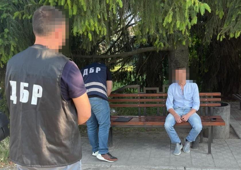 На Полтавщині на хабарі затримали заступника начальника відділення поліції