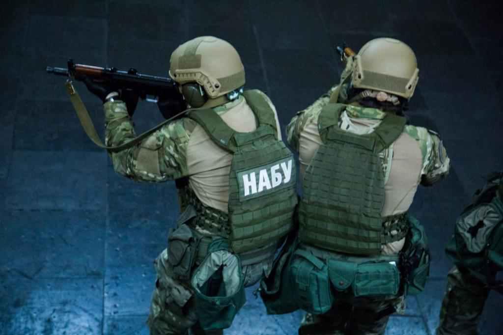 НАБУ проводить обшуки в Полтавському обласному управлінні ДФІ у справі Онищенка