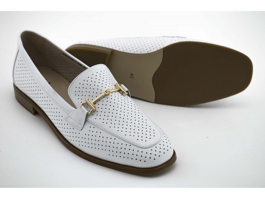 Модне жіноче взуття 2021-2022