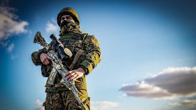 Доба на фронті: один з українських захисників отримав тяжке поранення