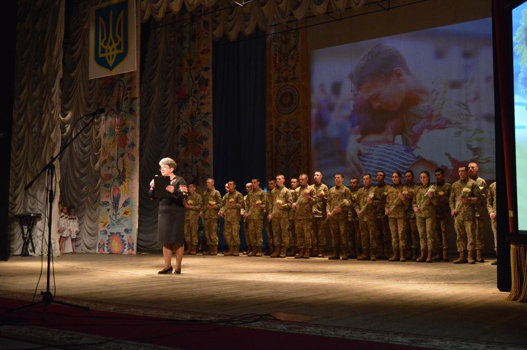 Полтава відзначила День українського добровольця піснею і закликами до блокади
