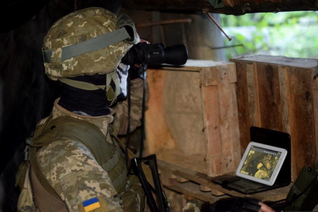 Ворог в ООС застосував артилерію: один український захисник отримав поранення