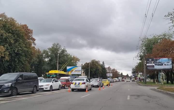 У Полтаві зіткнулися два авто