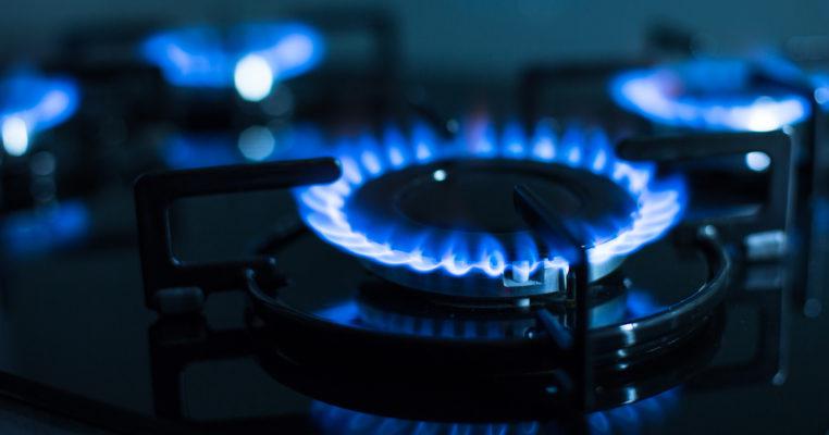 «Полтавагаззбут» відновлює постачання газу споживачам за соціальною ціною: що пропонують