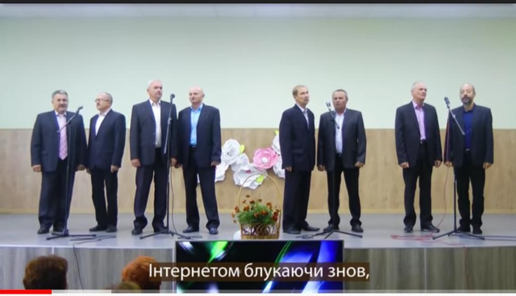 На Полтавщині педагоги заспівали до Дня вчителя за мотивами Олега Винника та стали популярними. ВІДЕО