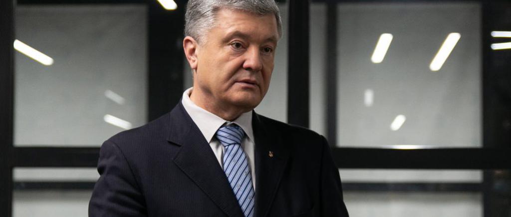 Соціальний захист людей – найважливіше завдання Парламенту: Порошенко закликав підтримати законопроект про 13-у пенсію, збільшення субсидій і зарплат медикам та військовим