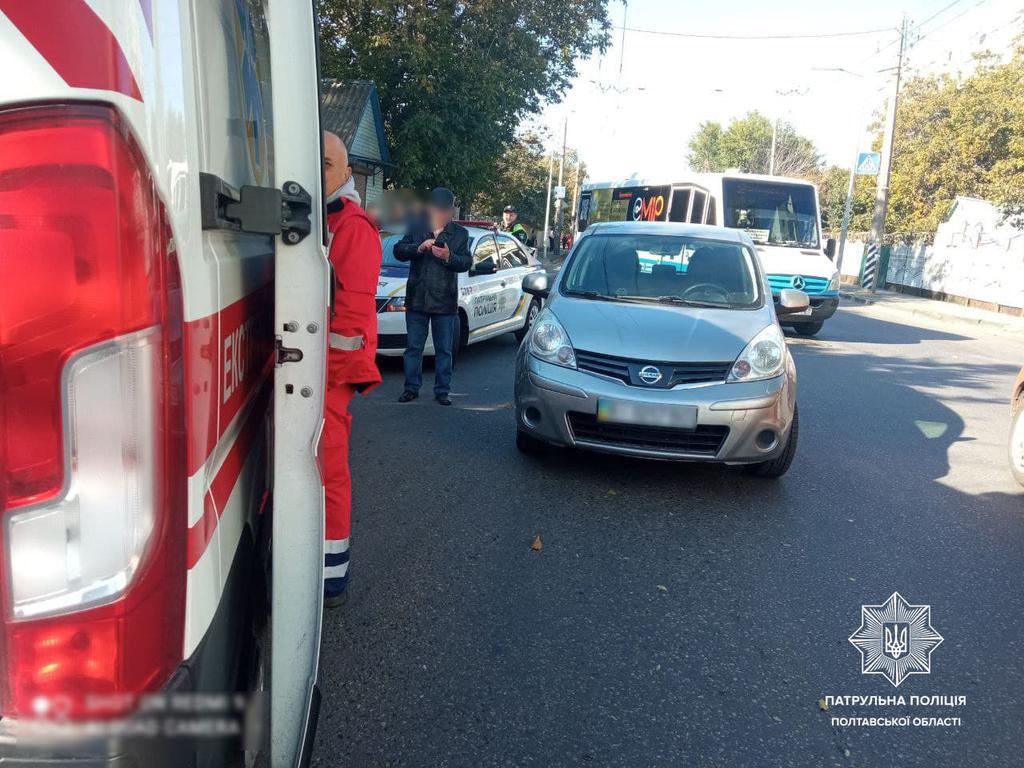 У Полтаві пенсіонер потрапив під колеса легковика