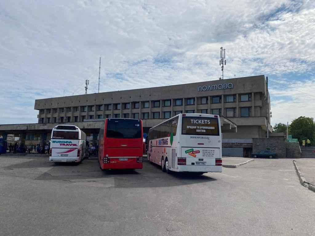 Два дні на вакцинацію: за межі Полтавщини не можна буде виїхати без щеплення від COVID
