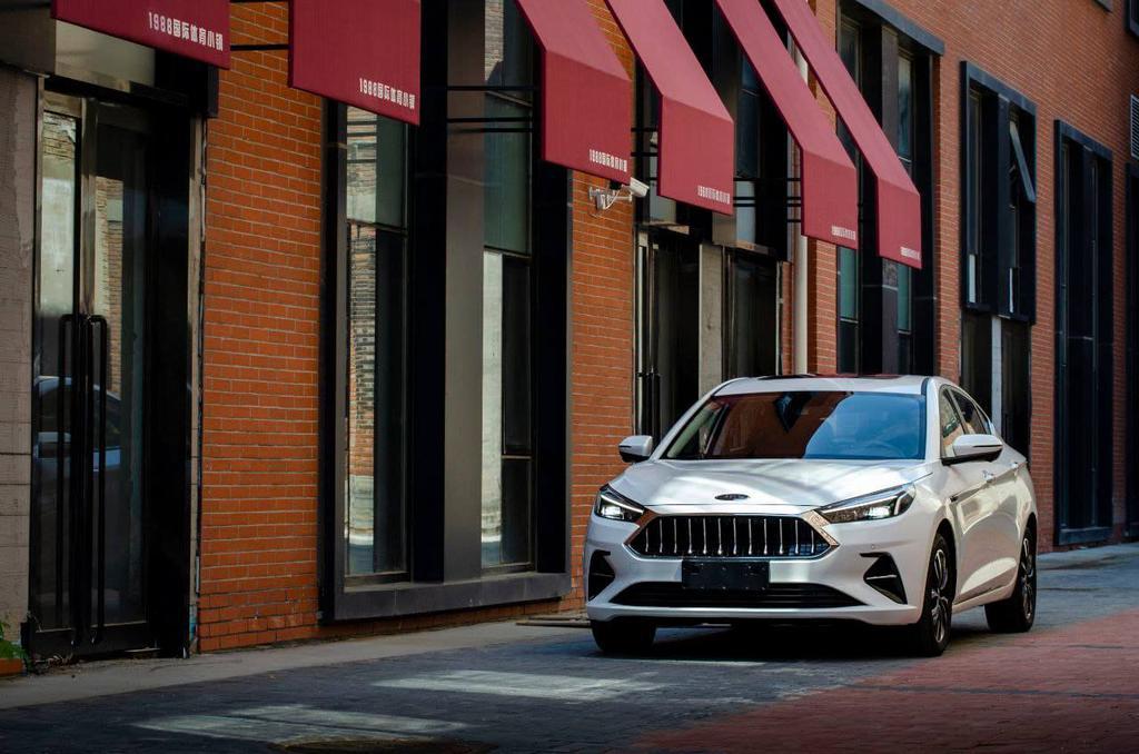 Автомобілі JAC у Полтаві пропонують за зниженими цінами