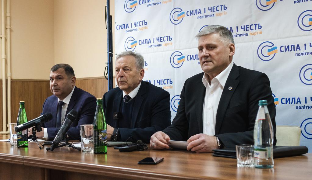 У Полтаві «Сила і Честь» представила кандидатів від партії до Карлівської міської ради