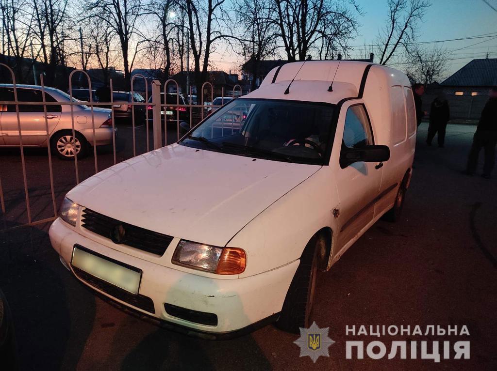 За крадіжку авто в Миргороді чоловікові загрожує шість років в’язниці