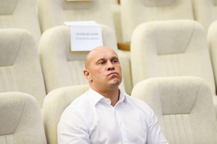 Нардеп з Полтави привітав столицю розстрілом портрета Бандери