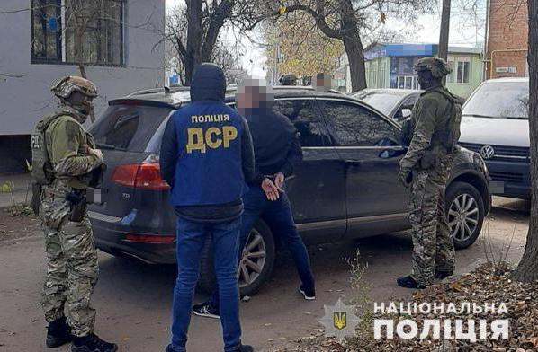 Затримали злочинну групу на чолі зі «смотрящим» за Полтавою