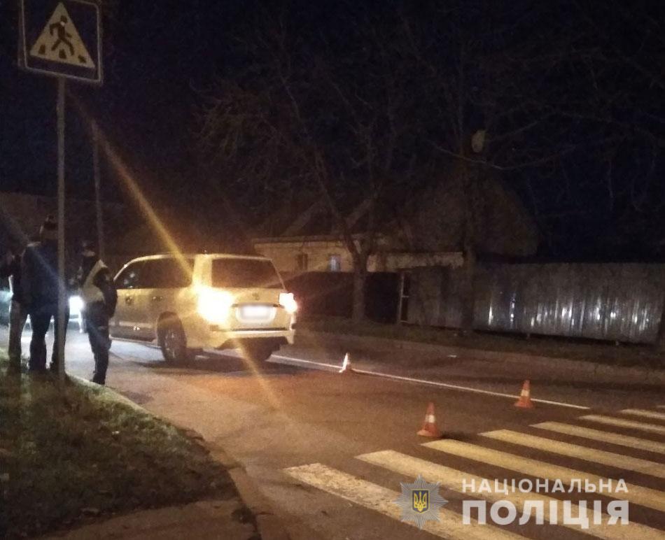 На Полтавщині на перехресті «Toyota Land Cruiser» збив жінку: постраждала померла в лікарні