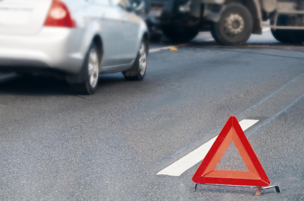У Полтаві маршрутка врізлася в легковий автомобіль. ВІДЕО