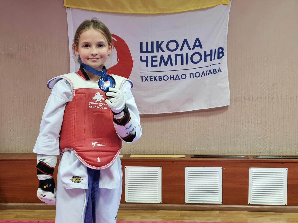 Полтавка Вікторія Цілуйко привезла срібну медаль з міжнародних змагань з тхеквондо. ФОТО. ВІДЕО