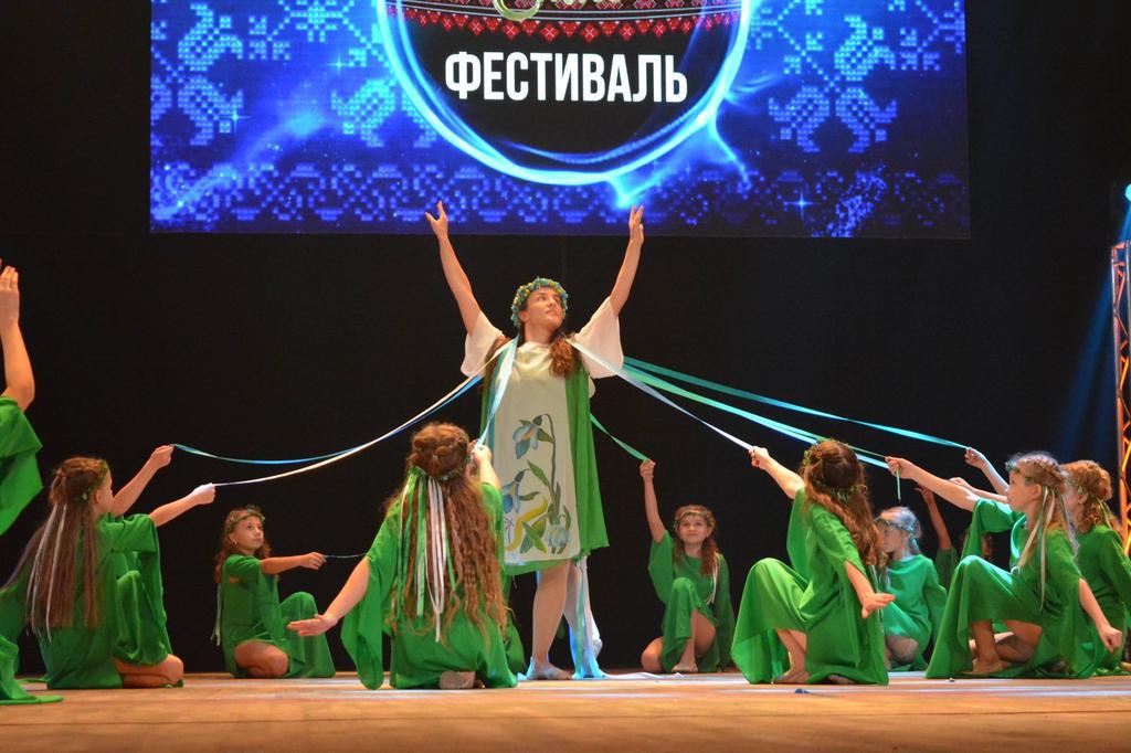 Полтаву захопила «Етнокультурна мозаїка»: фестиваль зібрав талановитих танцівників. ФОТО
