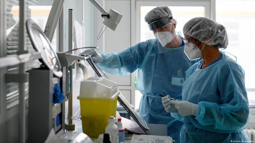 32 людини померли, понад 900 нових випадків: коронавірус на Полтавщині