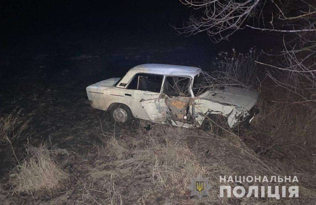 На Полтавщині 18-річний водій не впорався з керуванням авто: постраждали діти