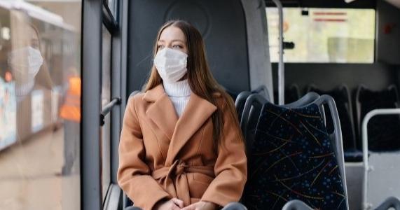 Київ та вісім регіонів виходять з «червоної» зони