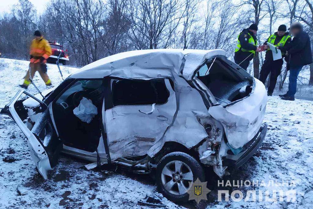 На Полтавщині зіткнулися автомобіль та автобус
