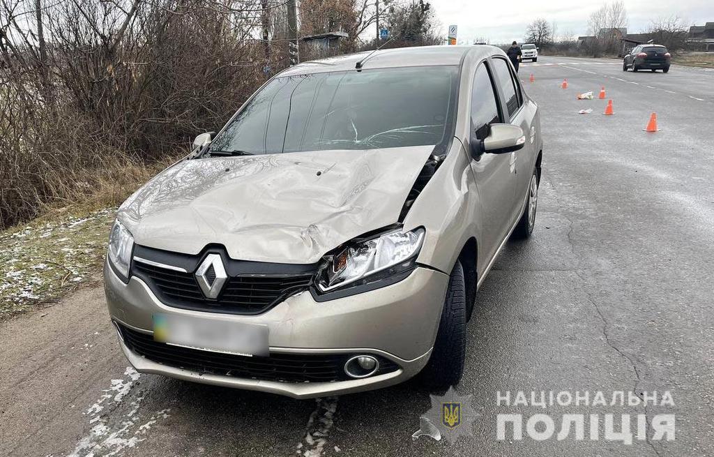 На Полтавщині легковик збив жінку: від отриманих травм вона померла в лікарні