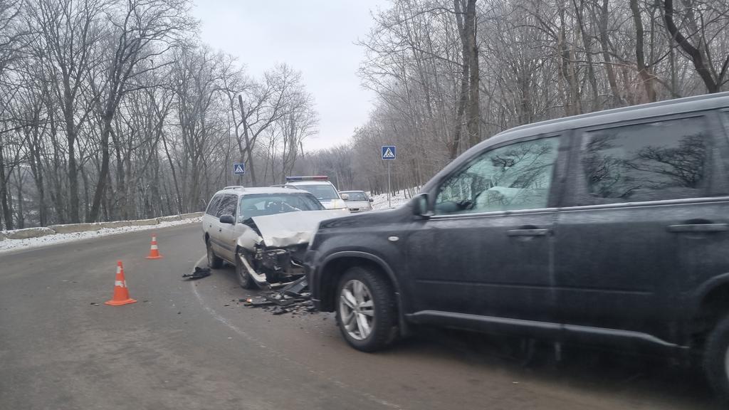 У Полтаві сталась ДТП: зіткнулись дві машини, є потерпілі. ФОТО