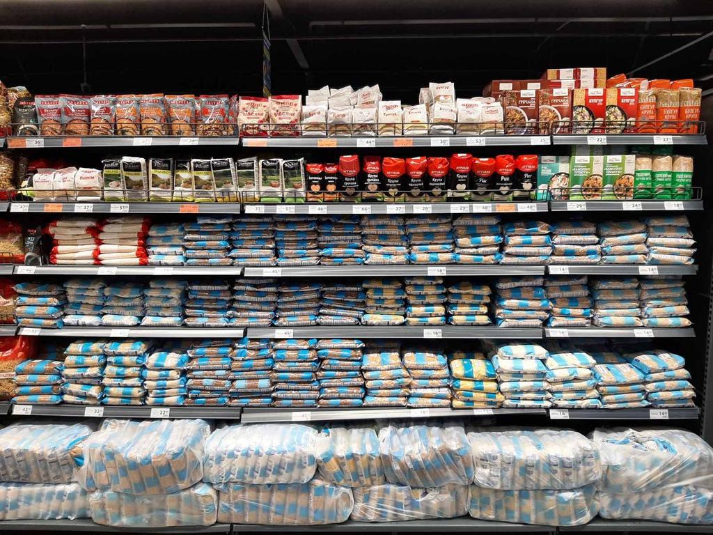 Магазини «АТБ» продовжать реалізацію соціальних продуктів