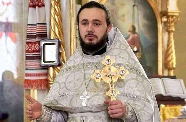 Священник-тіктокер з Полтавщини збирає тисячі переглядів