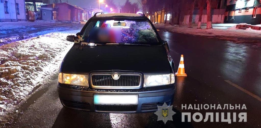 У Полтаві на Кагамлика легковик збив пішохода